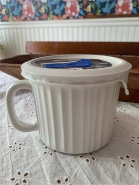 Corningware Mug with Vented Lid